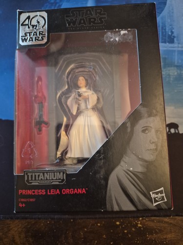 Titanium princess leia organa - titanium,